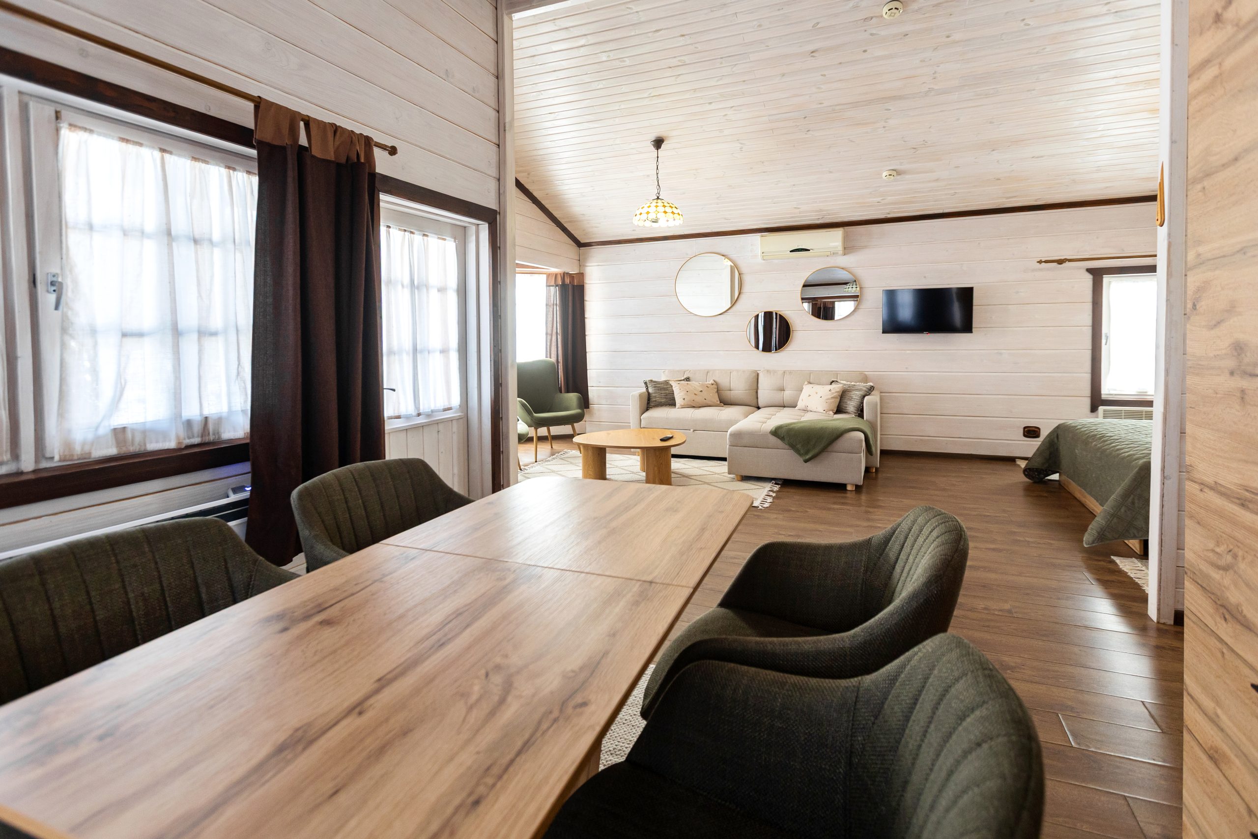 бунгало на дніпро selena family resort