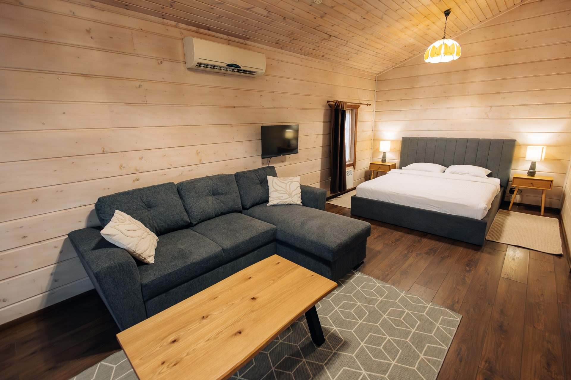 Selena Family Resort - бунгало з видом на парк