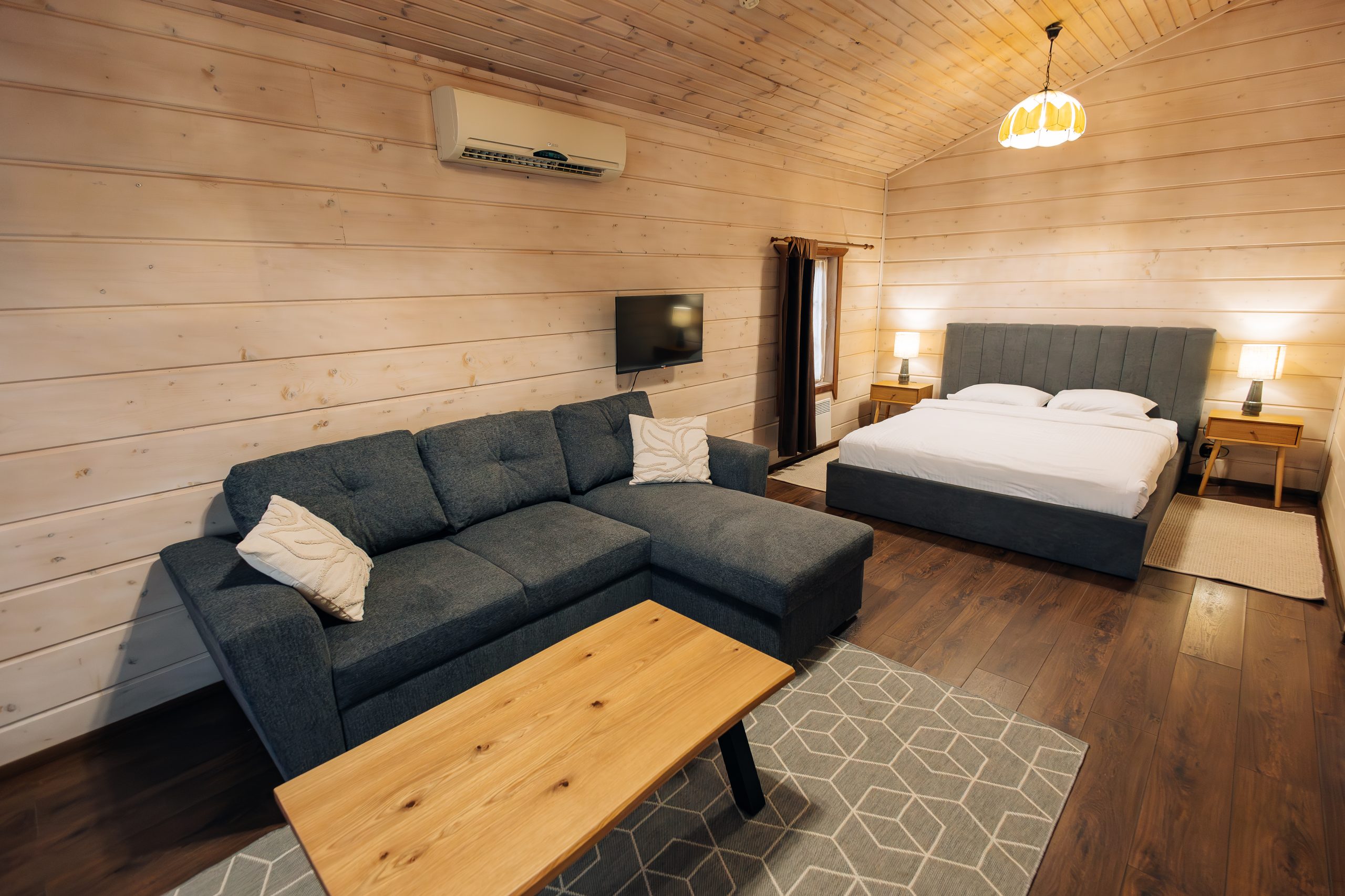 Selena Family Resort - бунгало з видом на парк